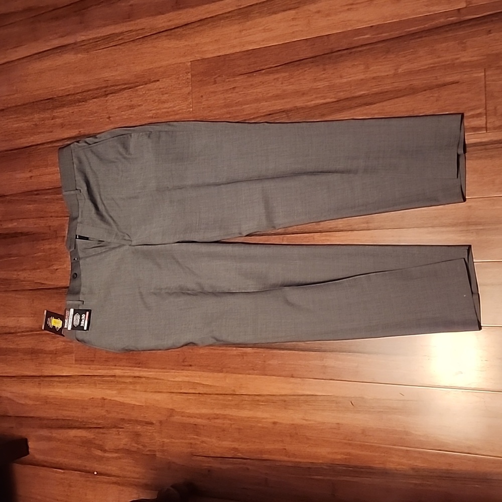 ROUNDTREE & YORKE Dress Pants
